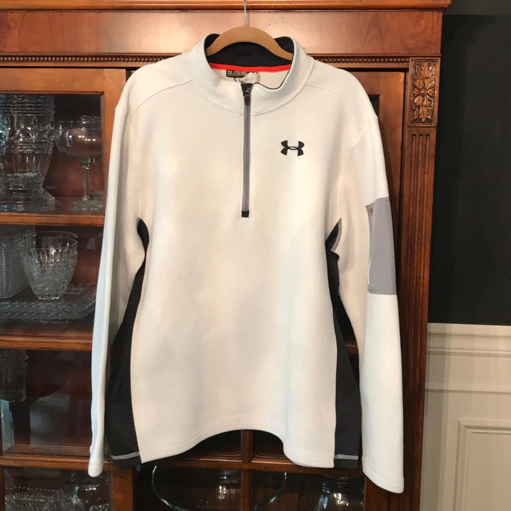 Under Armour 1/4 zip sweatshirt